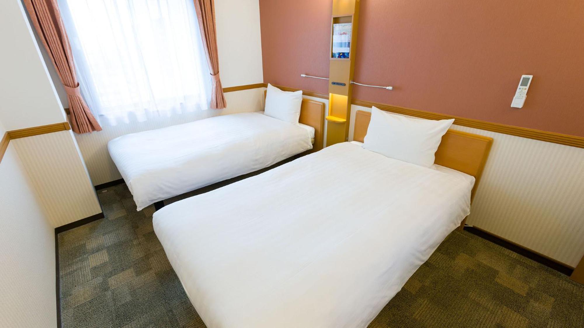 Toyoko Inn Kanazawa-Eki Higashi-Guchi Quarto foto