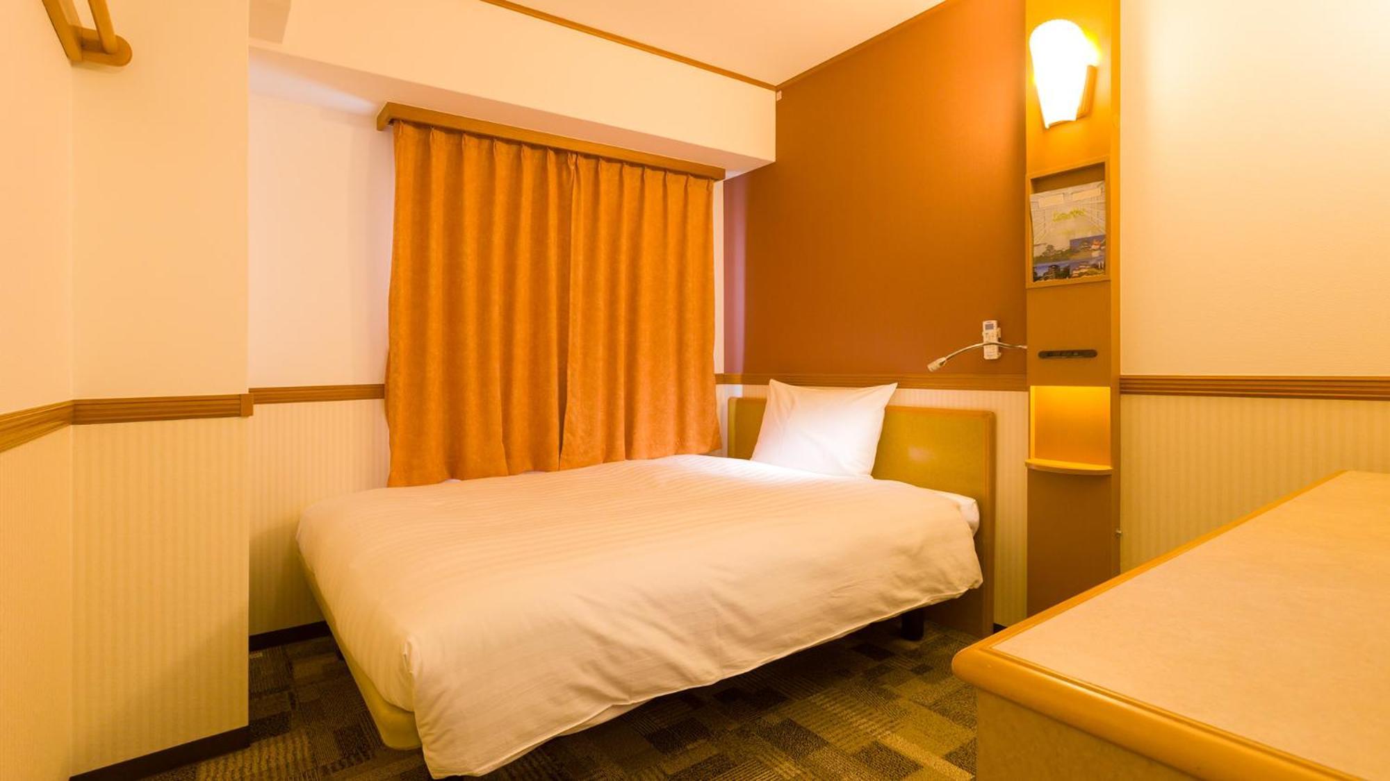Toyoko Inn Kanazawa-Eki Higashi-Guchi Quarto foto